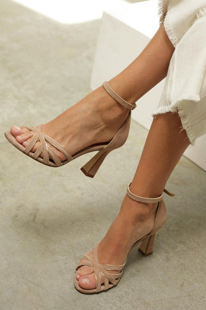 Marona | Sandalias de patchwork con punta redonda y tacón fino